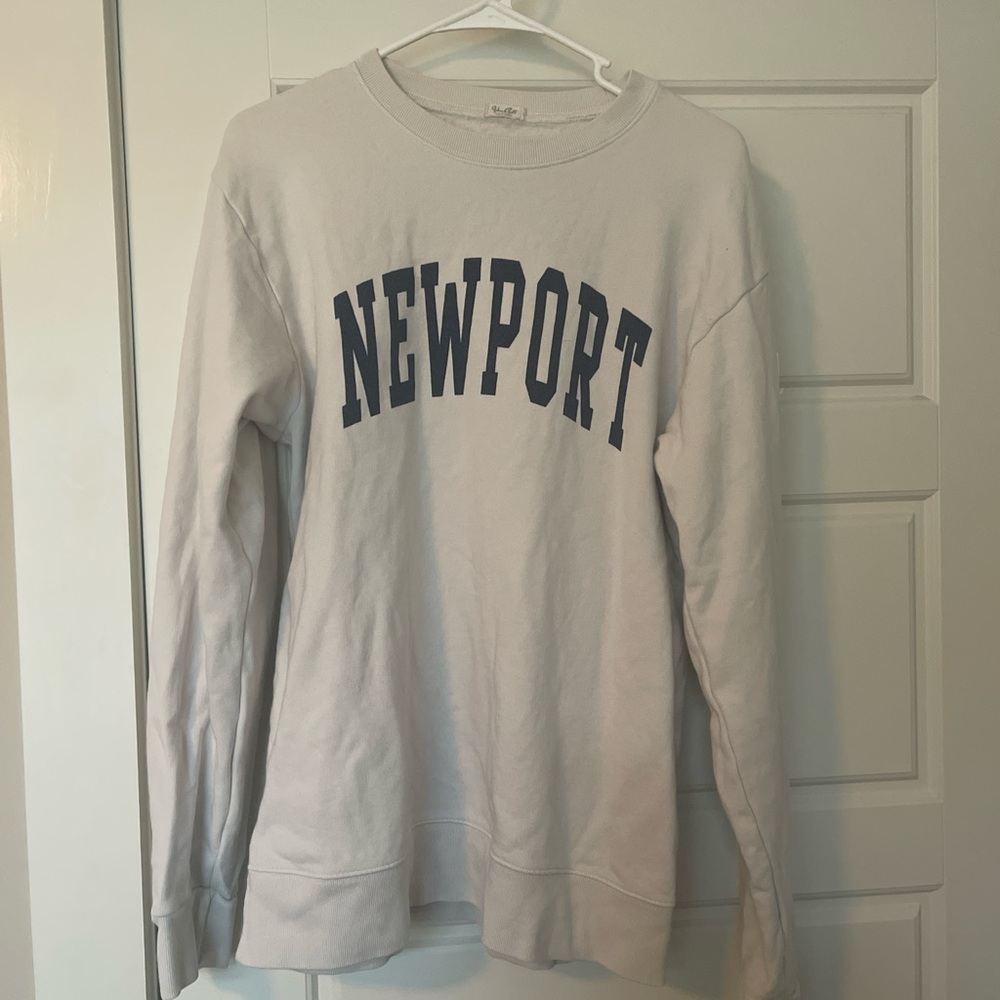 Brandy Melville John Galt Newport White Sweatshirt